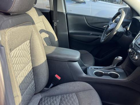 Used 2019 Chevrolet Equinox LT FWD image 10