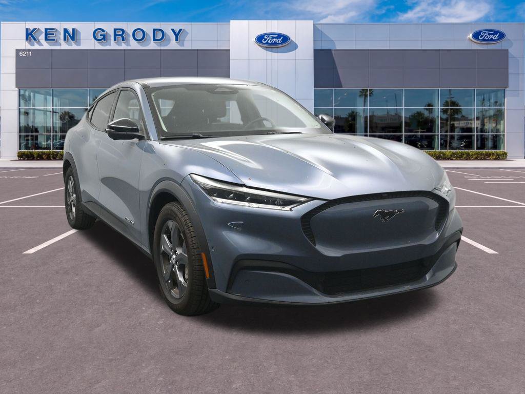 Used 2023 Ford Mustang Mach-E Select RWD image 4