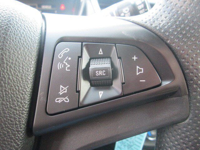 Used 2017 Chevrolet Trax LT AWD/4WD image 19