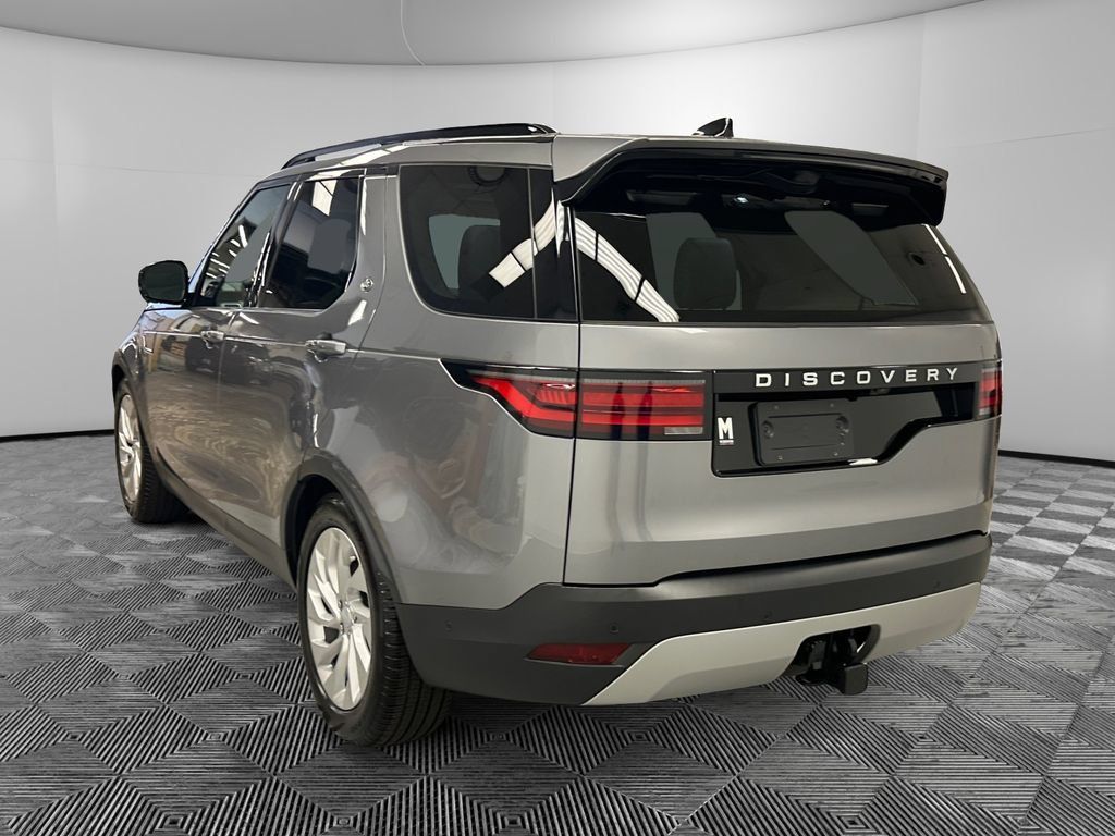 Used 2026 Land Rover Discovery S AWD/4WD image 3