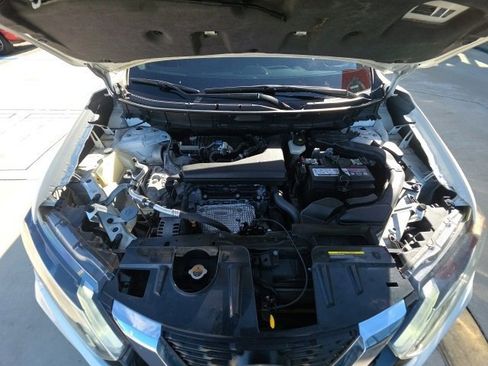 Used 2019 Nissan Rogue SL image 28