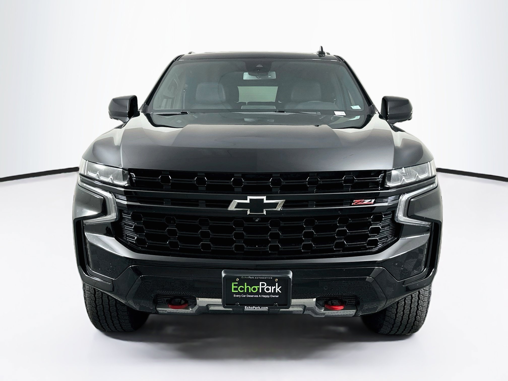 Used 2024 Chevrolet Tahoe Z71 w/ Luxury Package AWD/4WD image 2