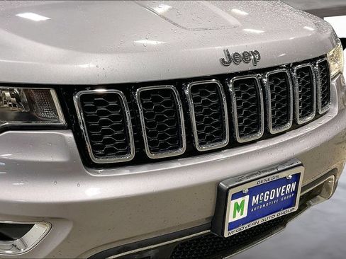 Used 2017 Jeep Grand Cherokee Limited AWD/4WD image 33