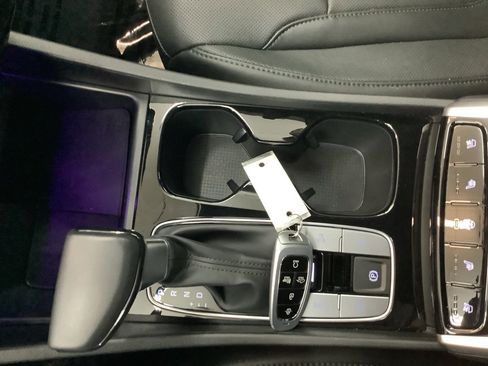 Used 2024 Hyundai Santa Cruz Limited image 23