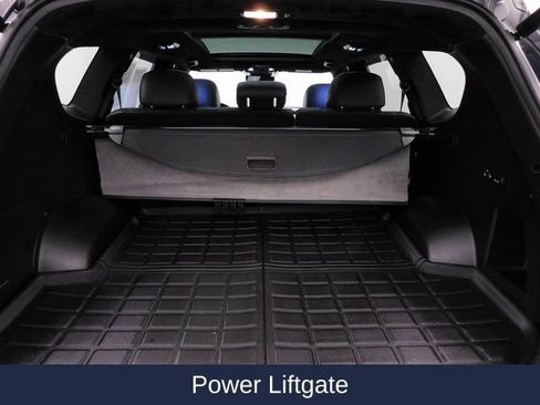 Used 2022 Hyundai Santa Fe Calligraphy image 18