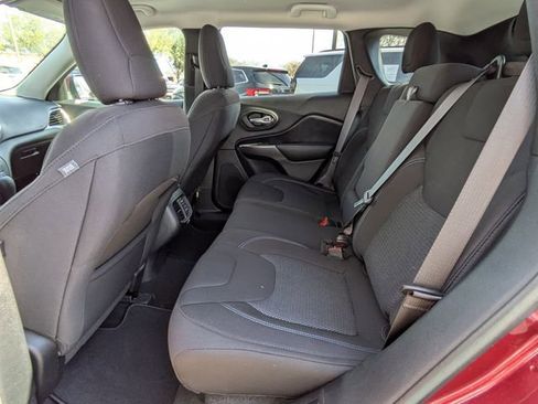 Used 2020 Jeep Cherokee Latitude image 15