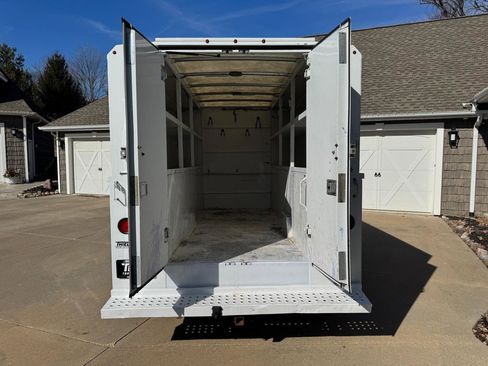 Used 2017 Ford Transit 350 138 DRW w/ Interior Upgrade Package image 32