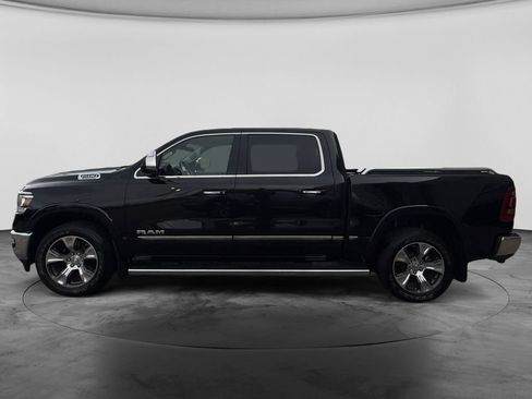 Used 2022 RAM 1500 Laramie AWD/4WD image 5