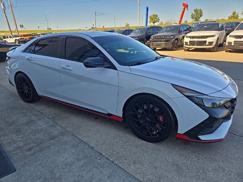 Used 2022 Hyundai Elantra N w/ Preferred Accessory Package image 12