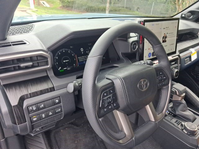 Certified 2026 Toyota 4Runner Platinum AWD/4WD image 3