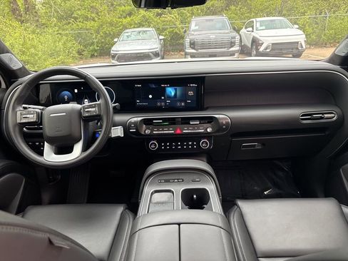 Used 2026 Hyundai Palisade Calligraphy FWD image 11