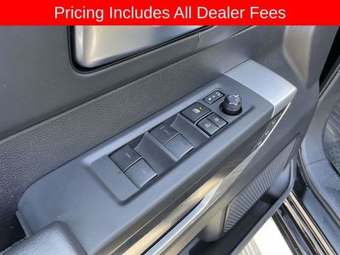 Used 2023 Toyota Tundra Platinum AWD/4WD image 19