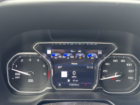 Used 2021 GMC Yukon XL SLT w/ SLT Premium Package AWD/4WD image 17
