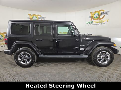 Used 2022 Jeep Wrangler Unlimited Sahara w/ LED Lighting Group image 10