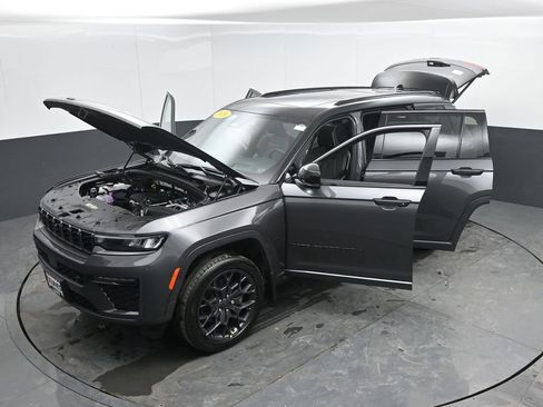 New 2026 Jeep Grand Cherokee L Summit image 57