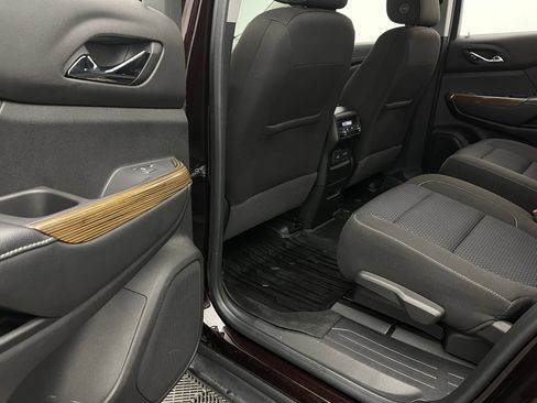 Used 2020 GMC Acadia SLE w/ Driver Convenience Package FWD image 37