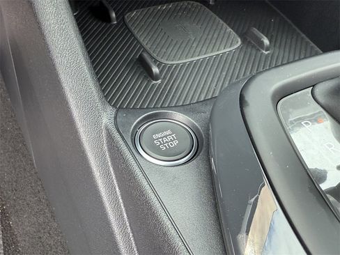 New 2025 Kia K4 GT-Line Turbo image 31