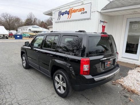 Used 2017 Jeep Patriot High Altitude image 5