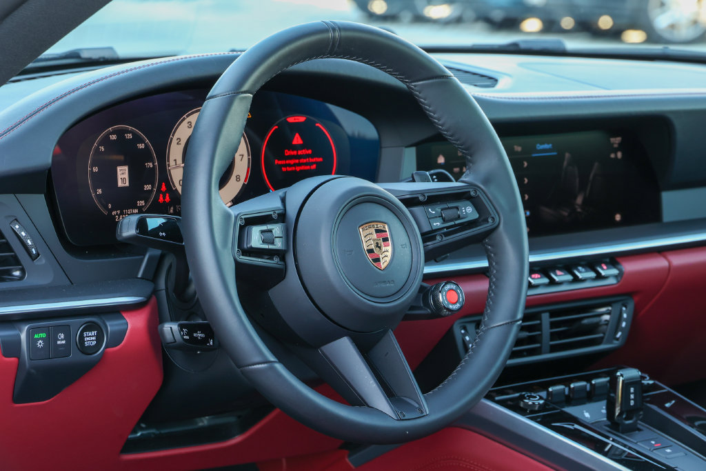 Certified 2026 Porsche 911 Carrera S RWD image 33