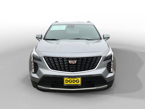 Used 2023 Cadillac XT4 Premium Luxury image 8