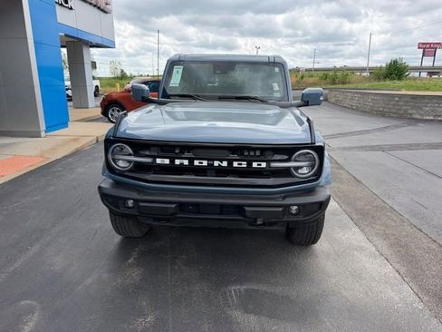 Used 2024 Ford Bronco Outer Banks AWD/4WD image 3