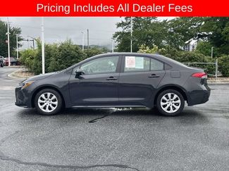 Used 2024 Toyota Corolla LE FWD video 2