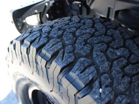Used 2023 Jeep Wrangler Unlimited Rubicon 392 w/ Xtreme Recon 35" Tire Package AWD/4WD image 11