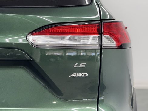 Used 2023 Toyota Corolla Cross LE image 12