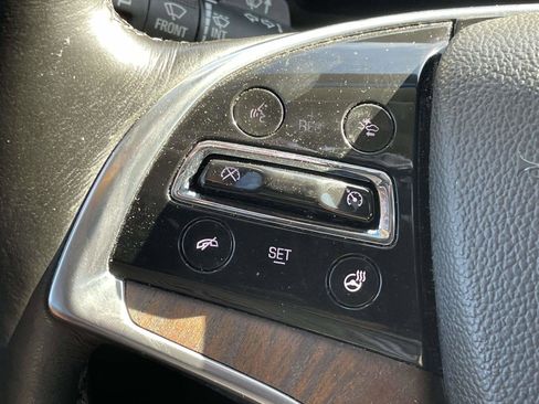 Used 2016 Cadillac Escalade ESV Premium image 21