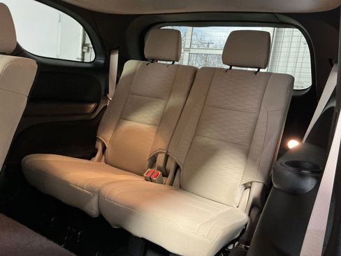 Used 2019 Dodge Durango SXT image 31