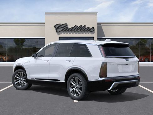 Used 2027 Cadillac Vistiq Luxury w/ LPO, Floor Liner Package AWD/4WD image 3