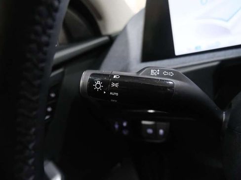 Used 2022 Kia EV6 Wind image 40