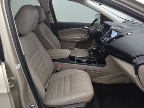 Used 2017 Ford Escape Titanium image 21