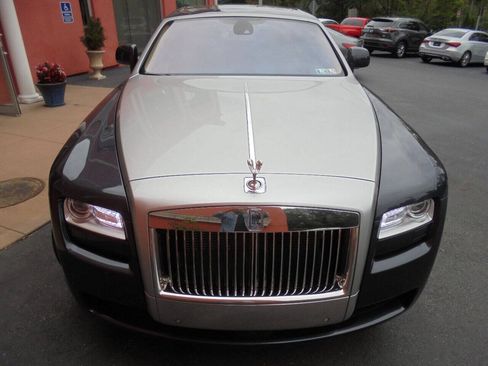 Used 2011 Rolls-Royce Ghost RWD image 54