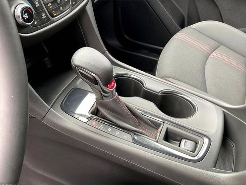 Used 2023 Chevrolet Equinox RS image 15