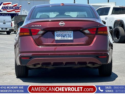 Used 2025 Nissan Altima 2.5 SV FWD image 5