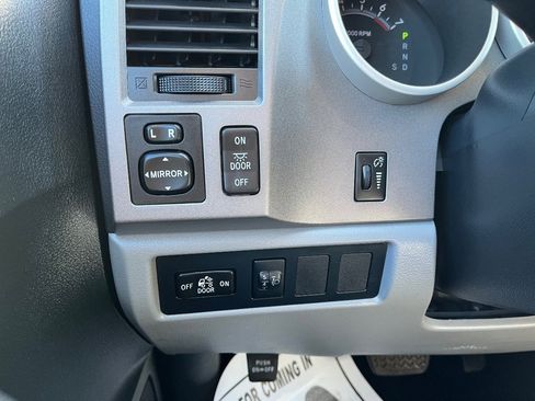 Used 2012 Toyota Tundra 2WD CrewMax image 20