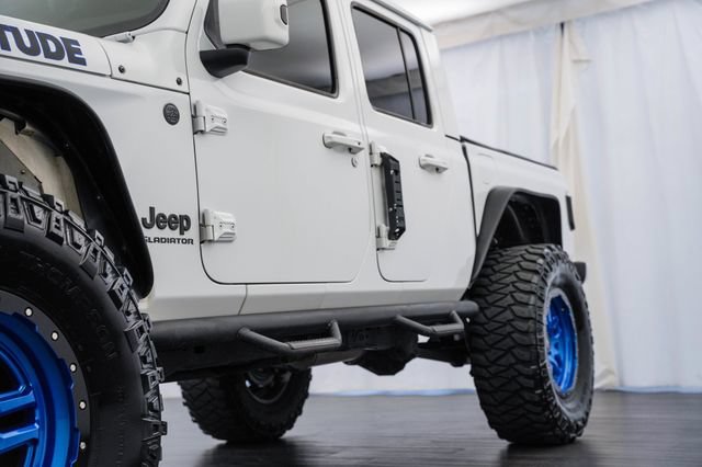 Used 2021 Jeep Gladiator Overland AWD/4WD image 35