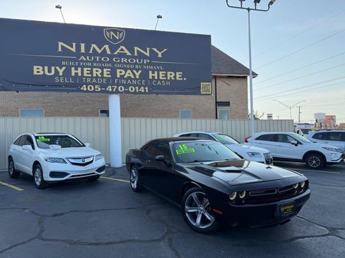 Used 2015 Dodge Challenger SXT w/ Super Sport Group (SS/T) RWD image 1