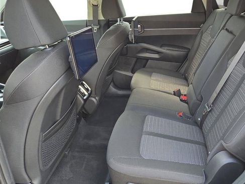 New 2026 Kia Sorento LX FWD image 19