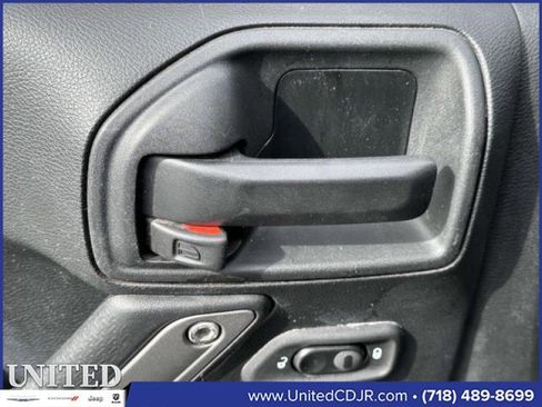 Used 2018 Jeep Wrangler Unlimited Sport S image 14