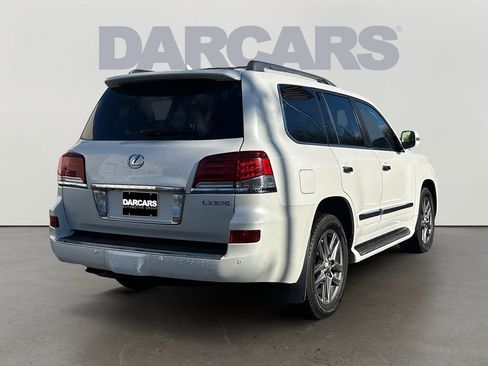 Used 2015 Lexus LX 570 4WD w/ Luxury Package image 7