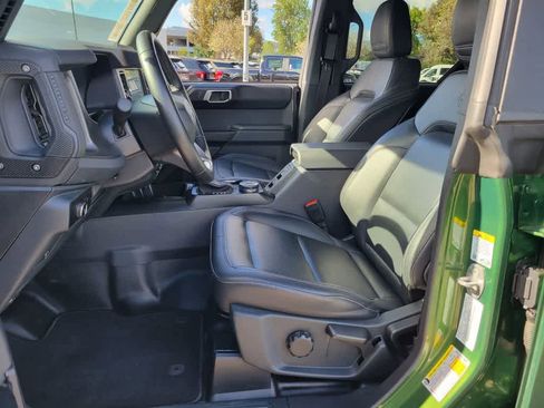 Used 2025 Ford Bronco Badlands AWD/4WD image 11