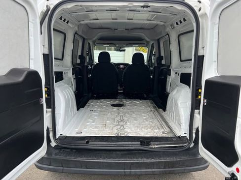 Used 2021 RAM ProMaster City Tradesman image 14