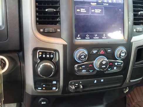 Used 2022 RAM 1500 Express w/ Wheel & Sound Group AWD/4WD image 20