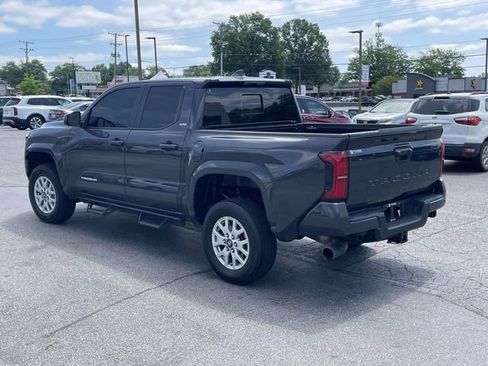 Used 2024 Toyota Tacoma SR5 RWD image 4
