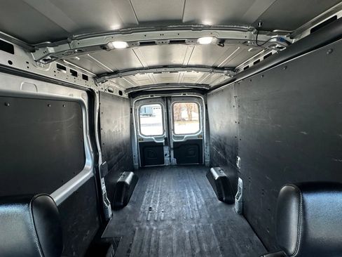 Used 2021 Ford Transit 250 Medium Roof w/ Load Area Protection Package image 23
