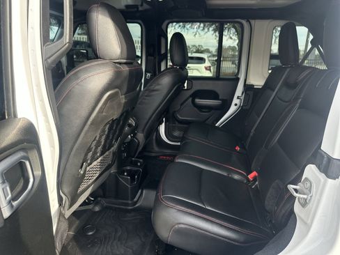 Used 2020 Jeep Wrangler Unlimited Rubicon image 31