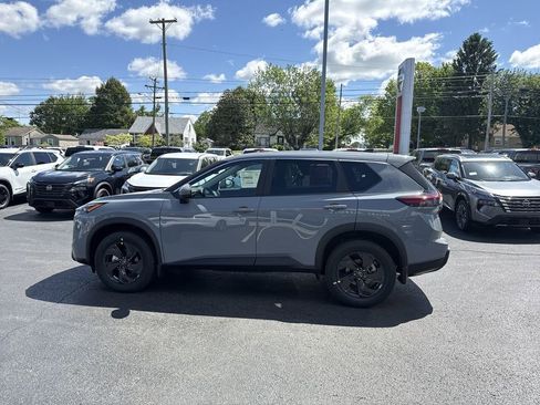 New 2026 Nissan Rogue SV w/ Cold Weather Package AWD/4WD image 11