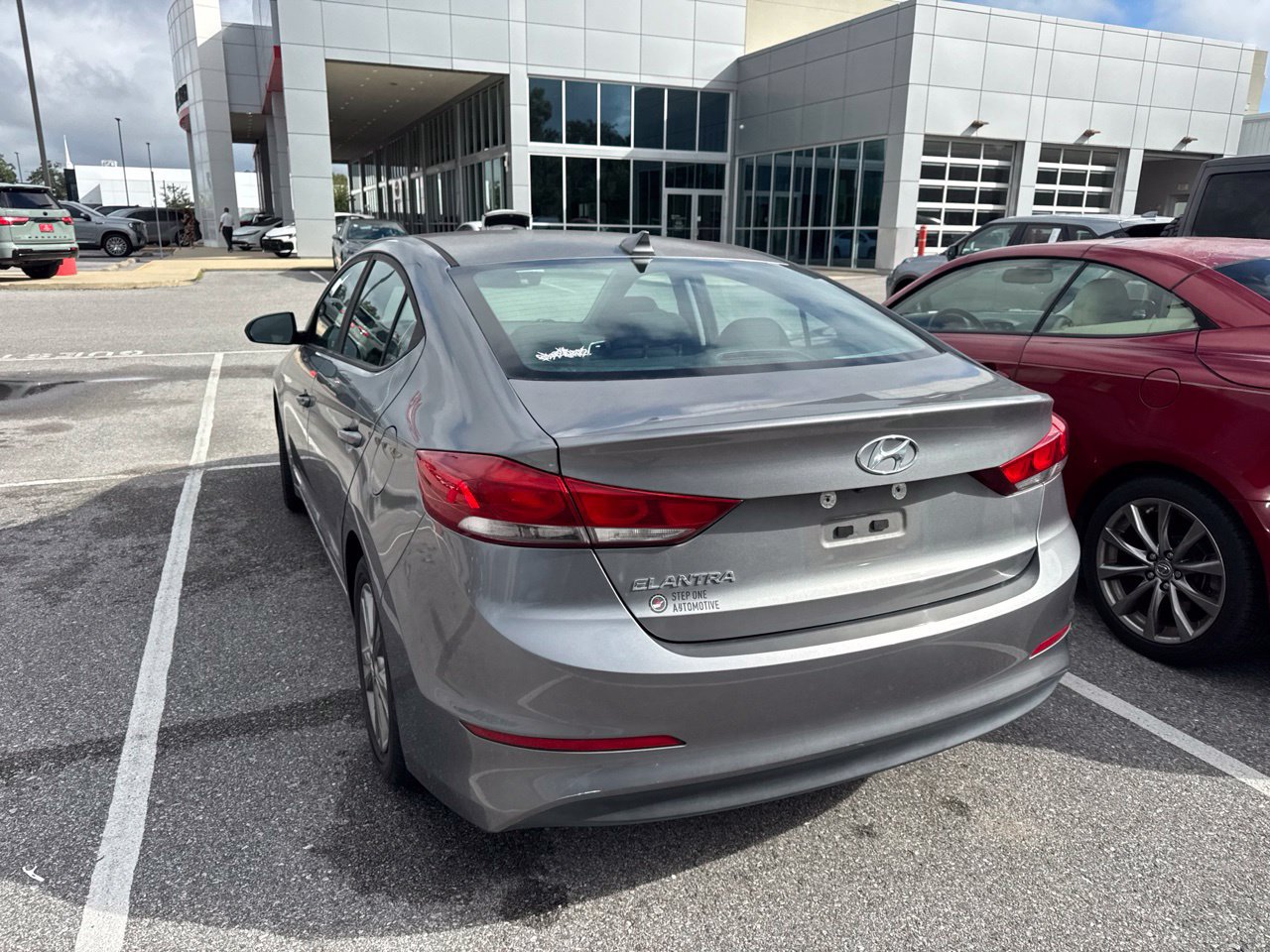 Used 2018 Hyundai Elantra Value Edition w/ Cargo Package FWD image 7
